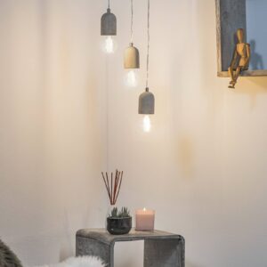 Závěsné světlo Silvares s minimalistickým designem