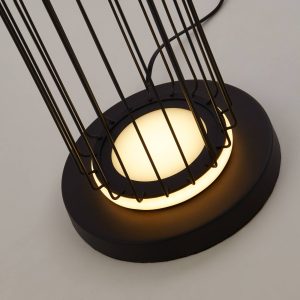 LED stojací lampa Cage v klecovém designu