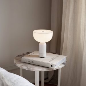 New Works Kizu stolní lampa s baterií bílá